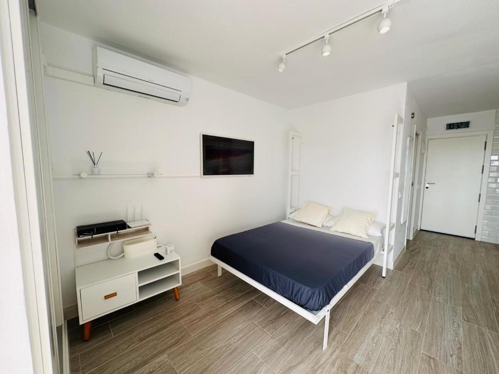 Modern White Studio Бенальмадена Экстерьер фото
